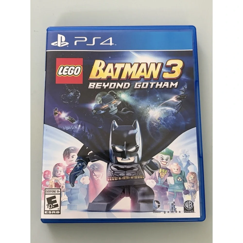 Lego Batman 3:Beyond Gotham Sony PlayStation 4 CIB Video Game Complete